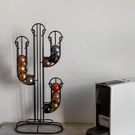 F & B Collection - Vesta Apartment